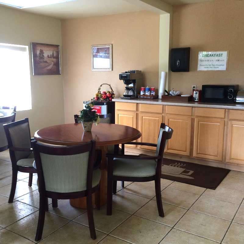 Executive Inn Schulenburg Restaurant photo